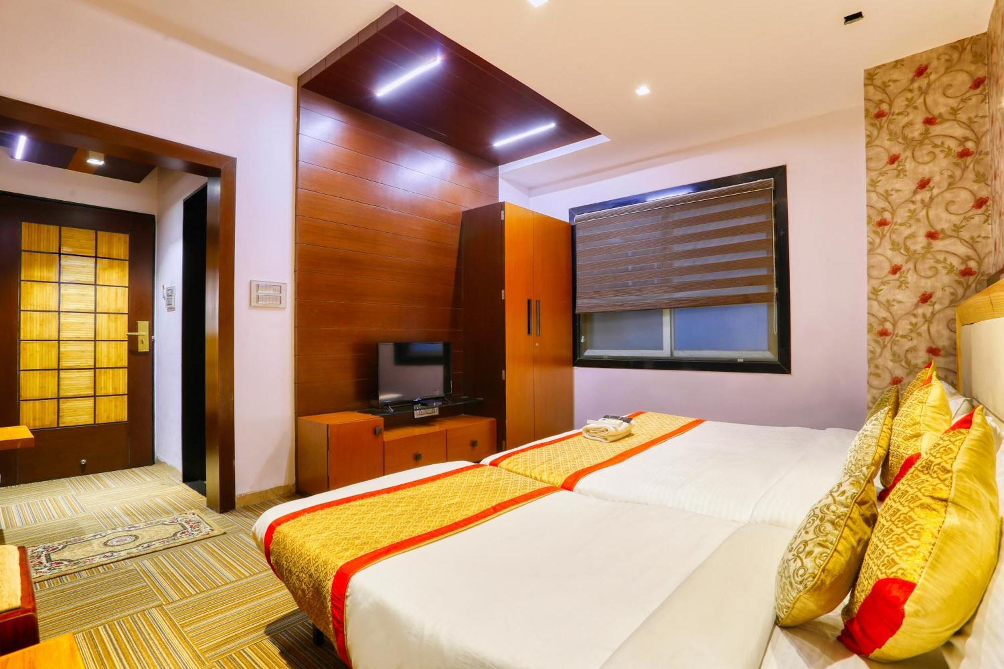 The Ashoka Hotel Індаур Екстер'єр фото